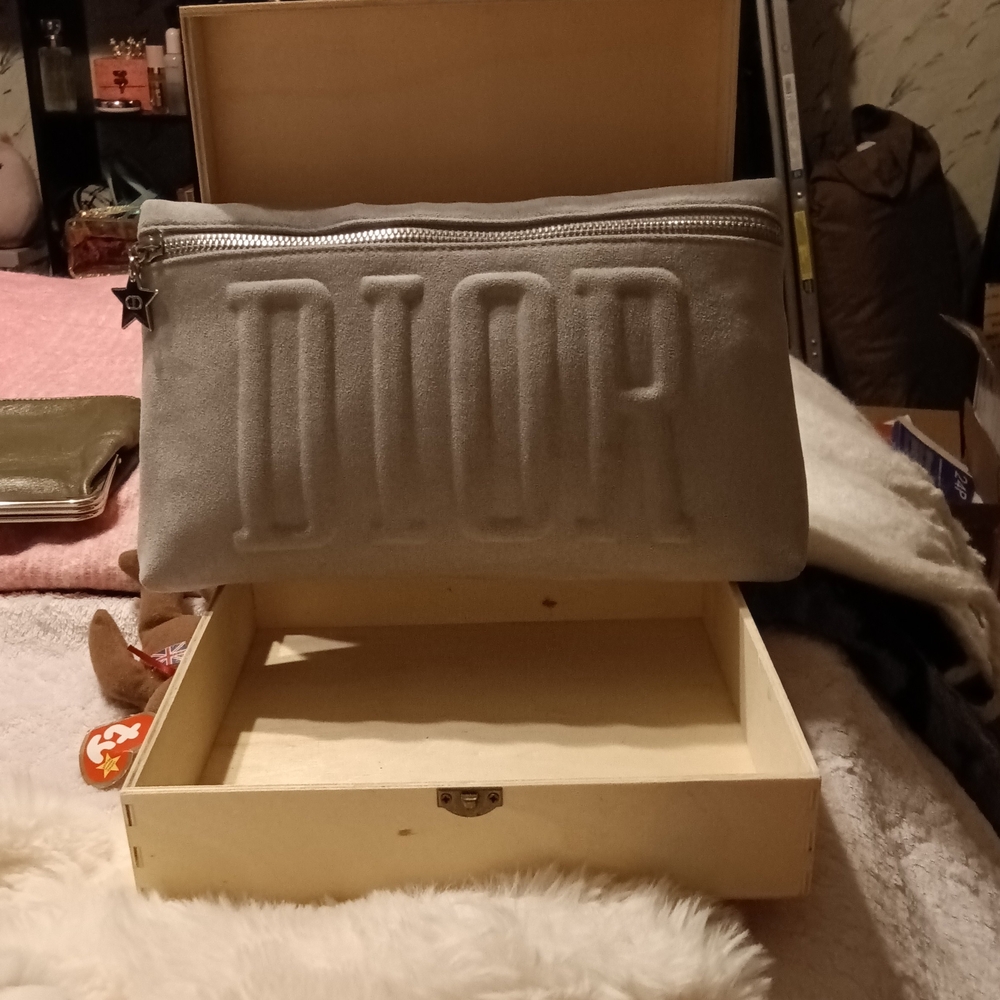 - Dior Gray Womens Bag